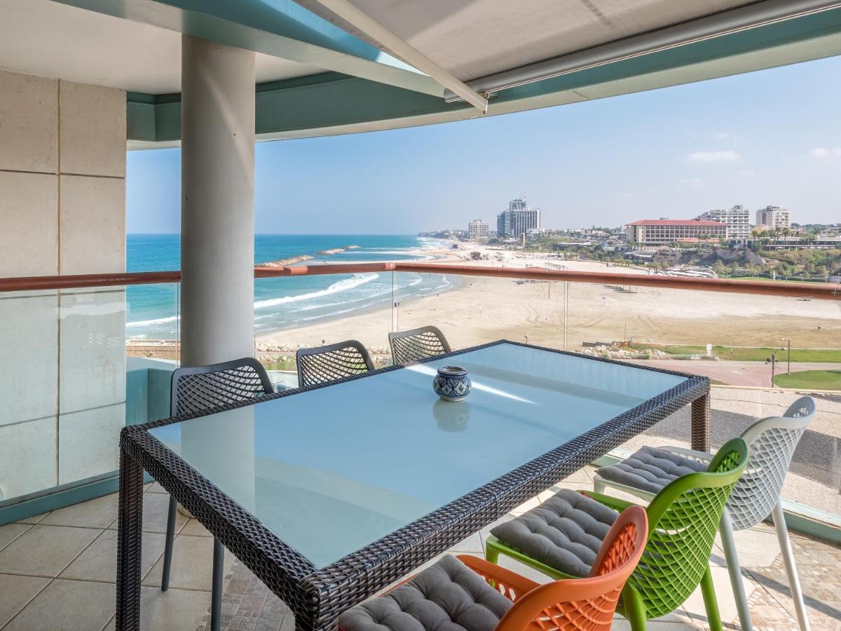 Front Of Beach Next Ritz Hotel - 3 Bedroom& 3 Bathroom Herzliya ภายนอก รูปภาพ